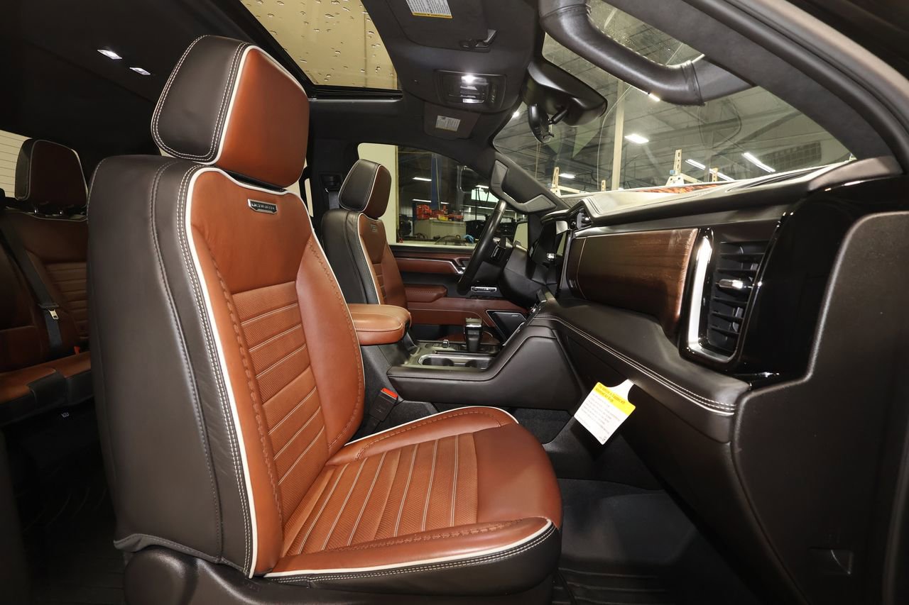 Certified 2024 GMC Sierra 1500 Denali Ultimate AWD/4WD image 29