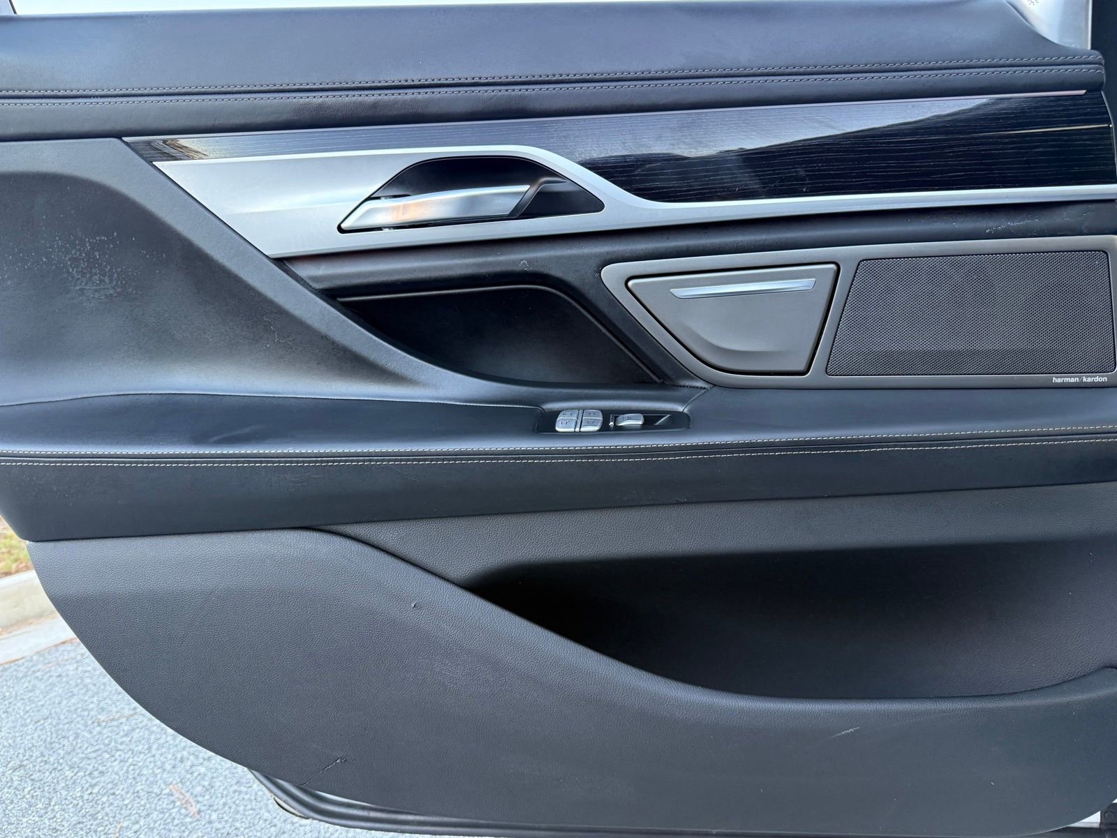 Used 2019 BMW 750i xDrive 750i xDrive w/ Executive Package image 47