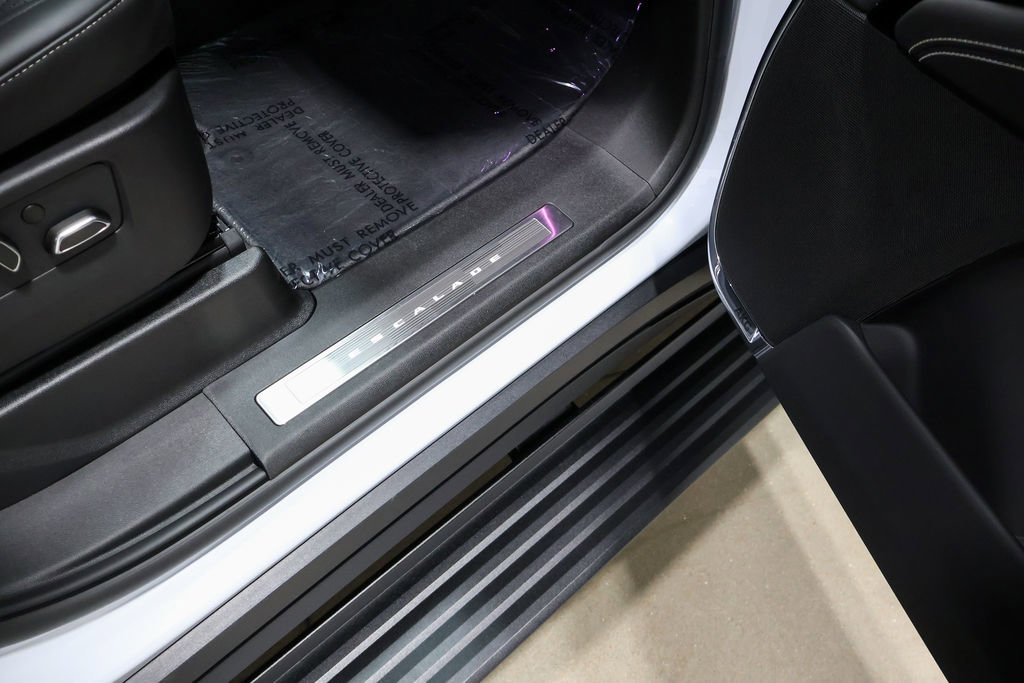 Used 2026 Cadillac Escalade V image 40