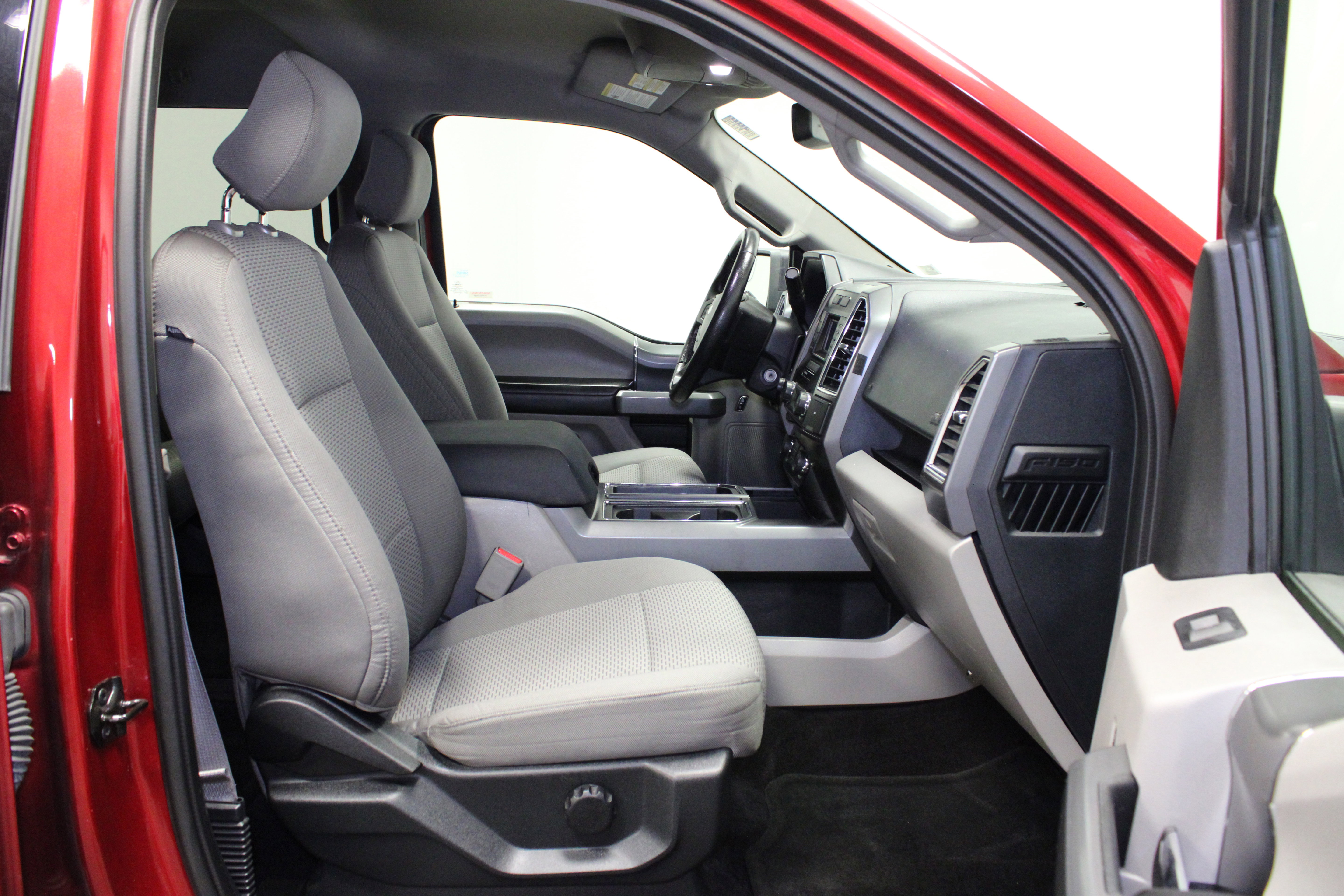 Used 2016 Ford F150 XLT w/ Equipment Group 301A Mid RWD image 15
