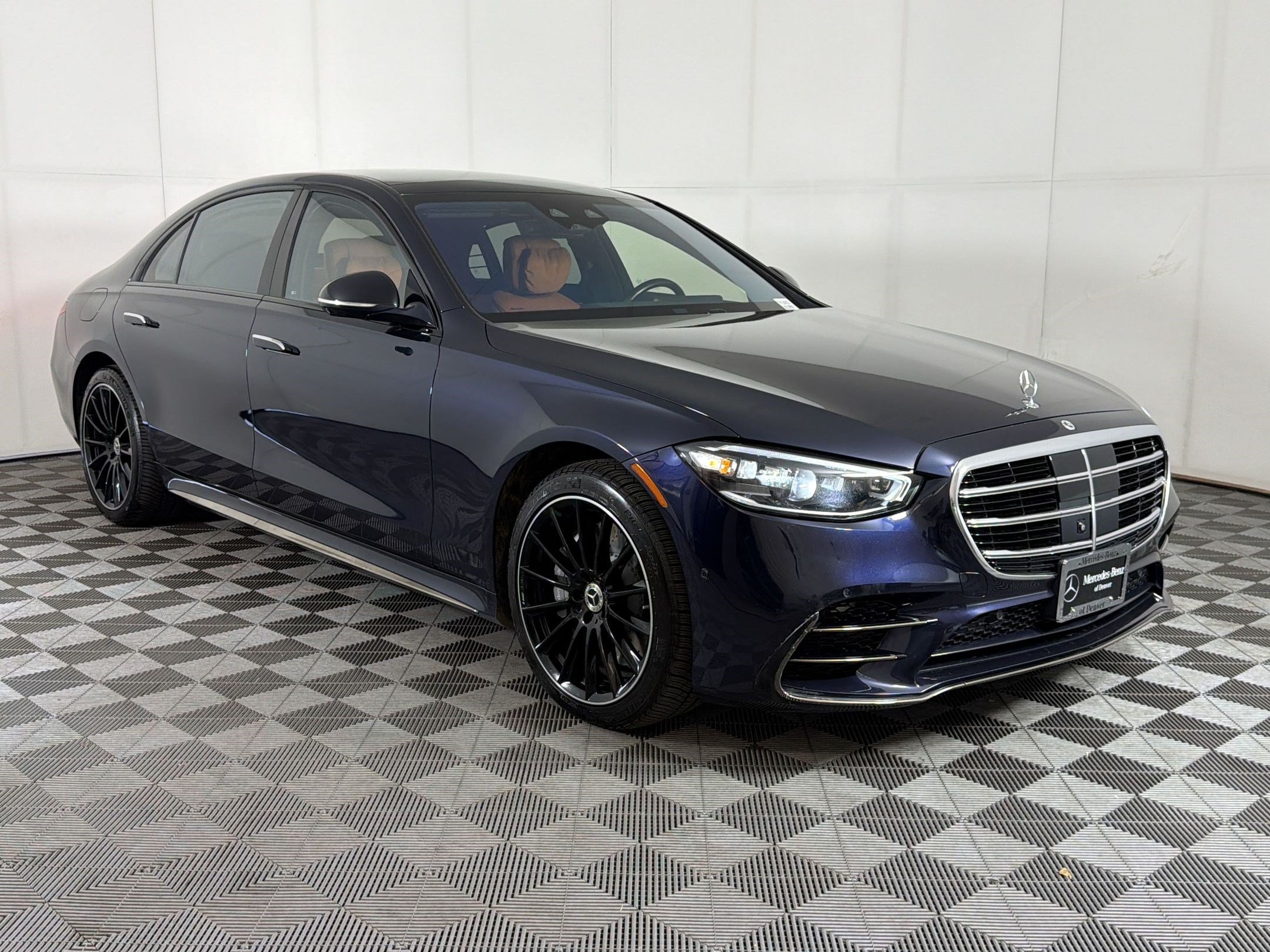 Certified 2023 Mercedes-Benz S 500 4MATIC image 7