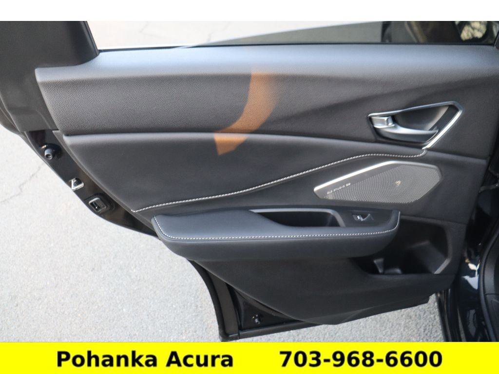 Certified 2025 Acura RDX SH-AWD w/ Advance Package image 28