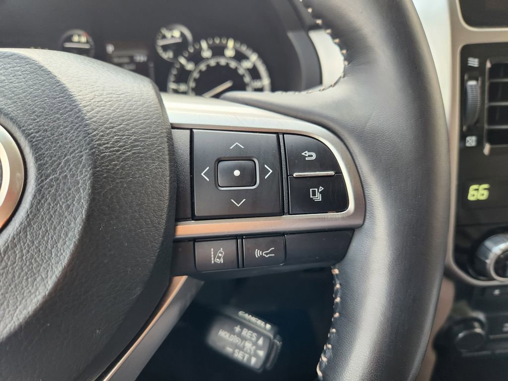 Used 2022 Lexus GX 460 Luxury w/ Sport Design Package image 29