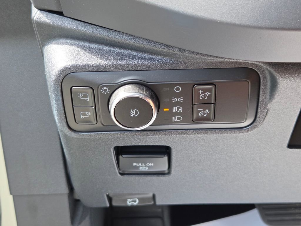 Used 2025 Ford Bronco Outer Banks image 26