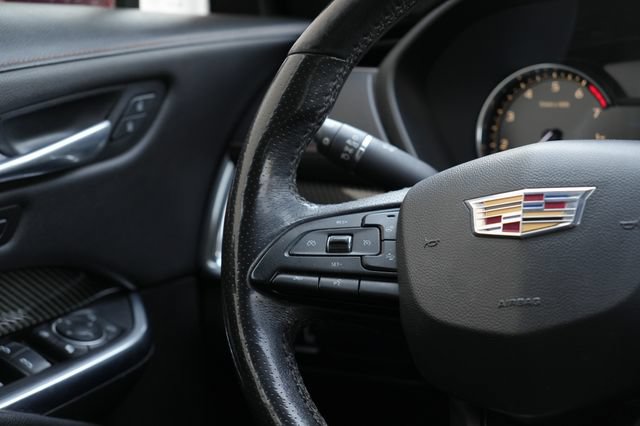 Used 2019 Cadillac XT4 Sport w/ Cold Weather Package FWD image 19