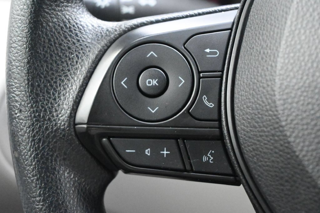 Used 2022 Toyota Corolla Cross L FWD image 6