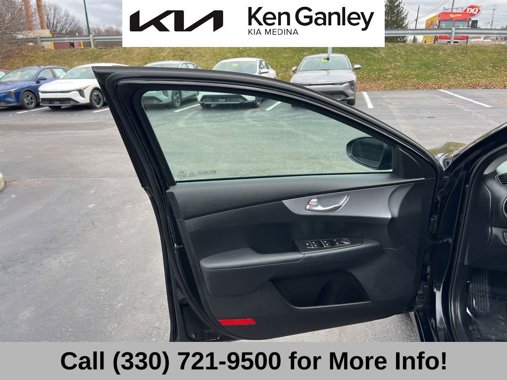 Certified 2023 Kia Forte LXS image 26