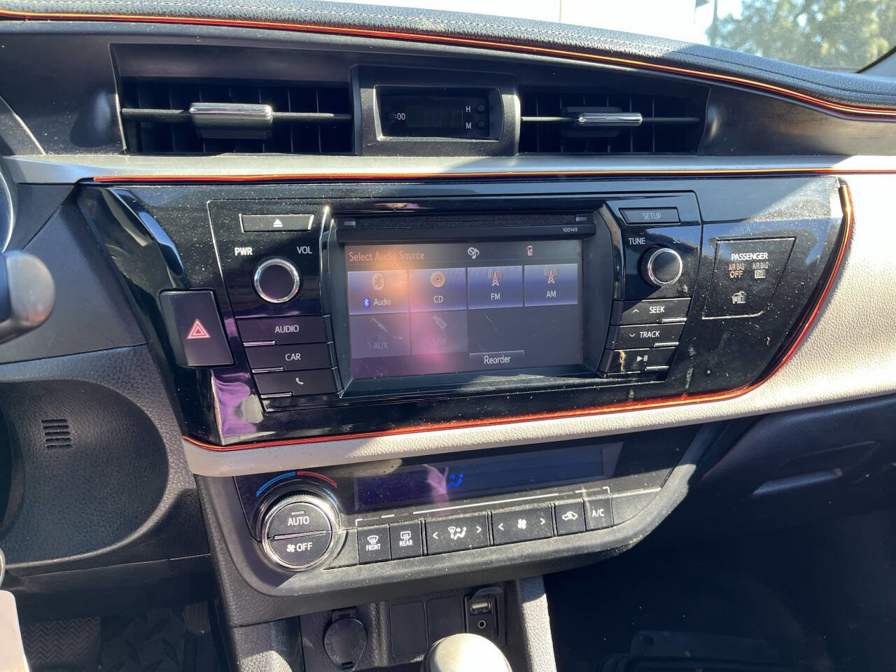 Used 2014 Toyota Corolla L FWD image 10