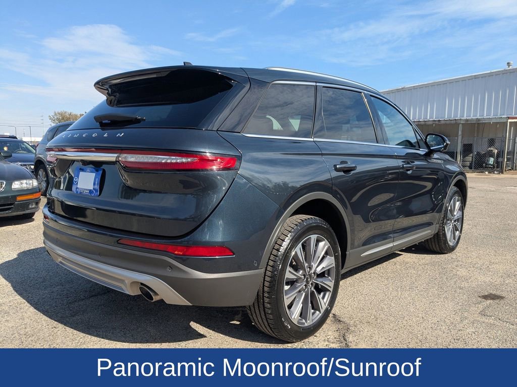 Used 2022 Lincoln Corsair Reserve w/ Equipment Group 201A image 4