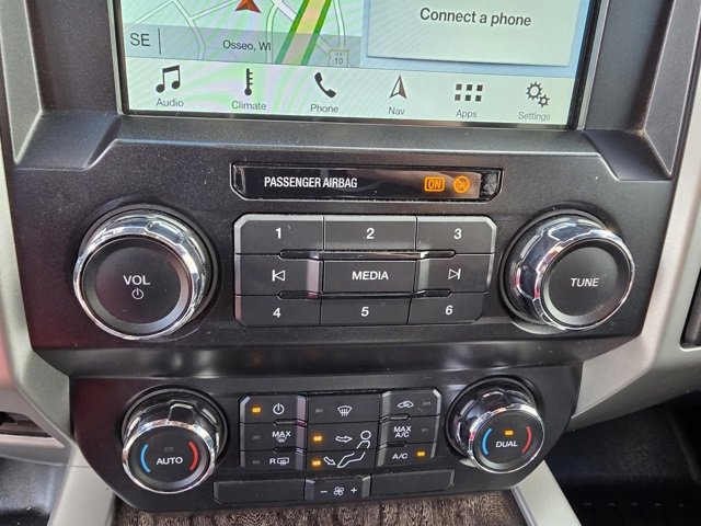 Used 2019 Ford F350 Lariat w/ Chrome Package image 22