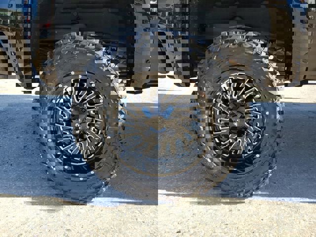 New 2026 GMC Sierra 1500 AT4 w/ Technology Package image 6