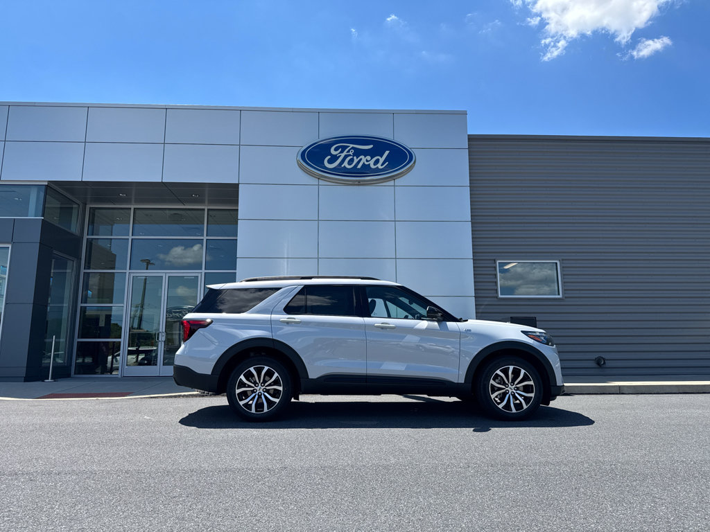 New 2026 Ford Explorer ST-Line AWD/4WD image 10