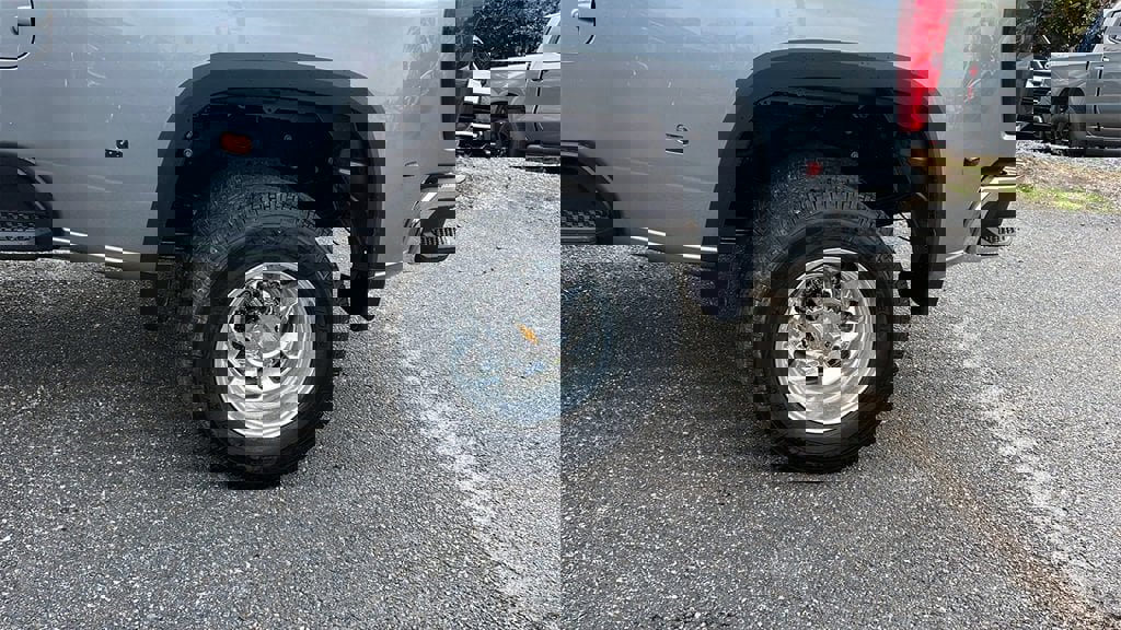 New 2026 Chevrolet Silverado 3500 LT w/ All Star Edition image 9