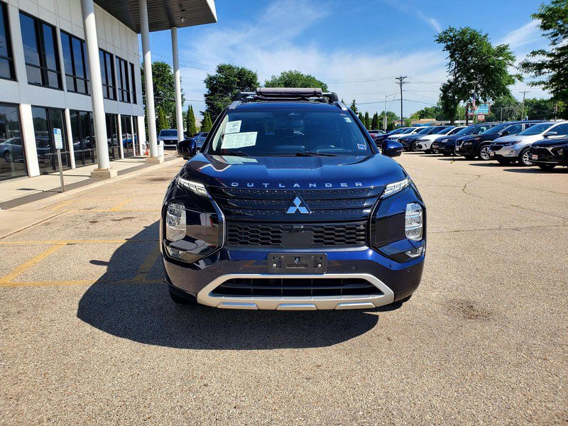 Used 2022 Mitsubishi Outlander SEL FWD image 2