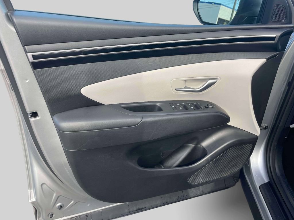 Used 2023 Hyundai Tucson SEL image 16
