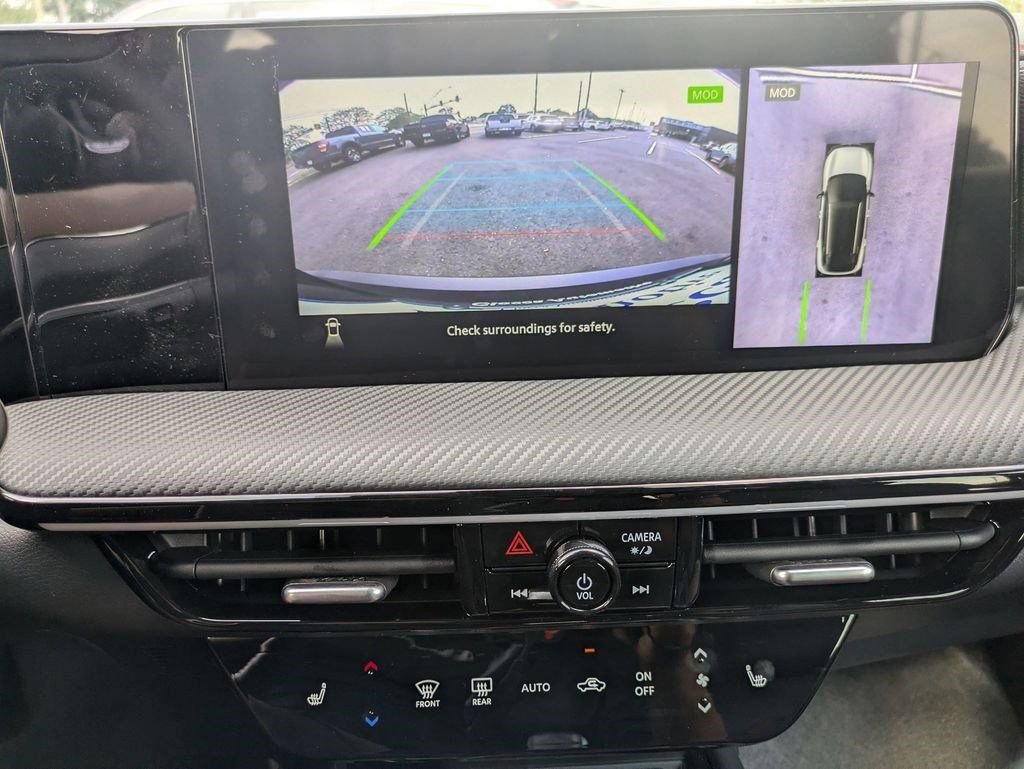 New 2025 Nissan Kicks SR w/ SR Premium Package image 33