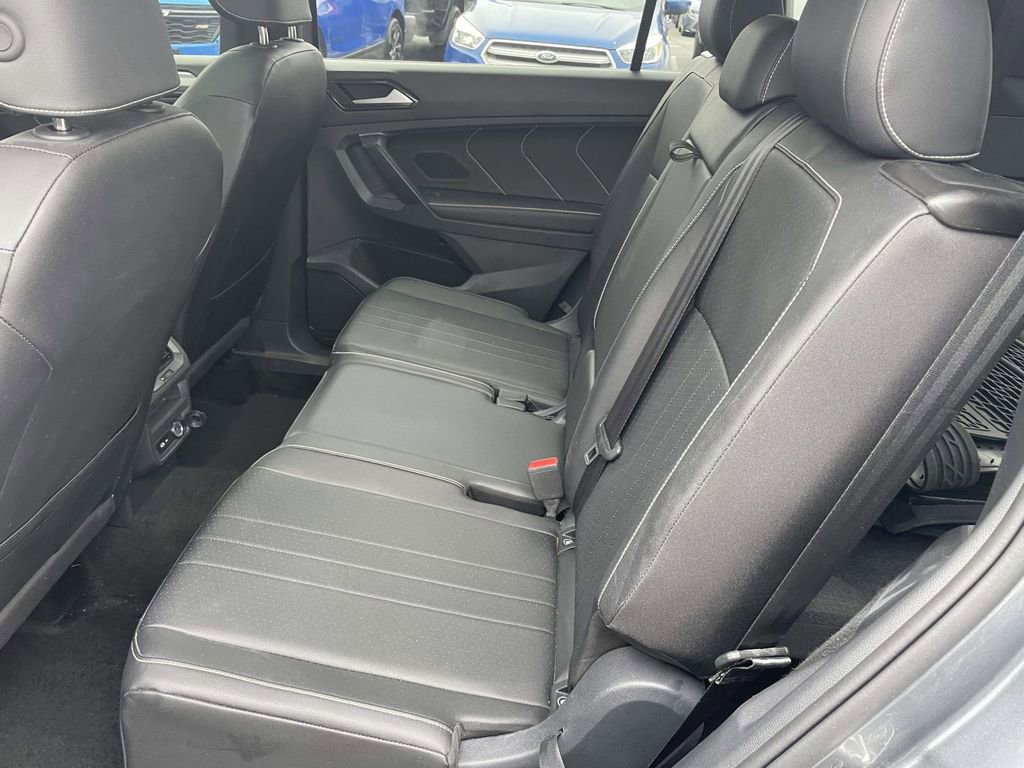 Used 2024 Volkswagen Tiguan SE R-Line w/ MDO Package, Three-Row image 23
