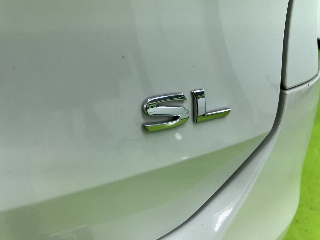 Used 2015 Nissan Rogue SL FWD image 14