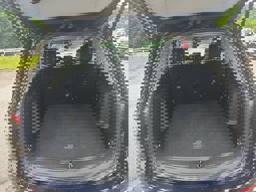 Used 2024 Jeep Grand Cherokee Limited 4xe image 9