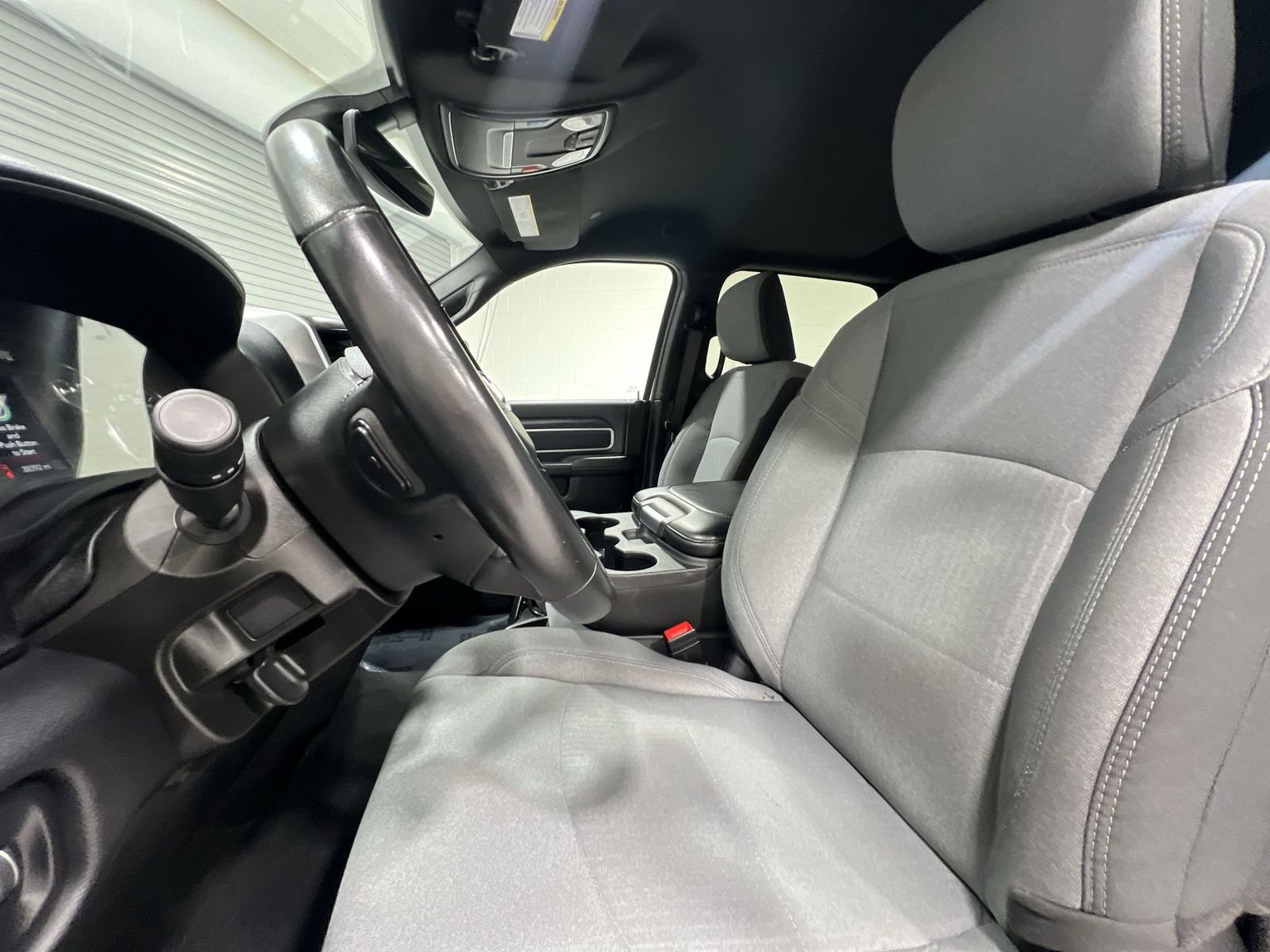 Used 2024 RAM 3500 Big Horn image 11