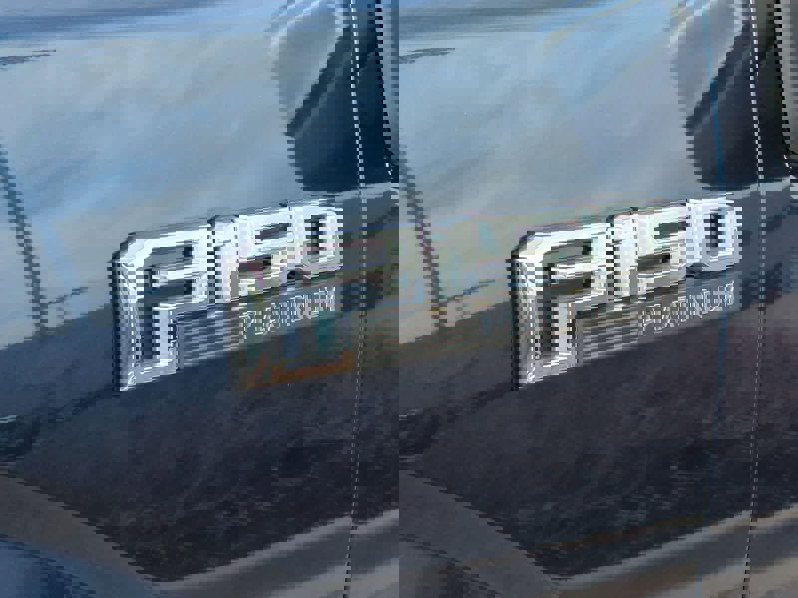 Used 2018 Ford F150 Platinum w/ Technology Package image 13