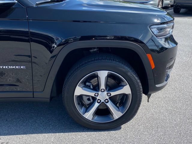 Used 2025 Jeep Grand Cherokee L Limited w/ Luxury Tech Group II AWD/4WD image 10