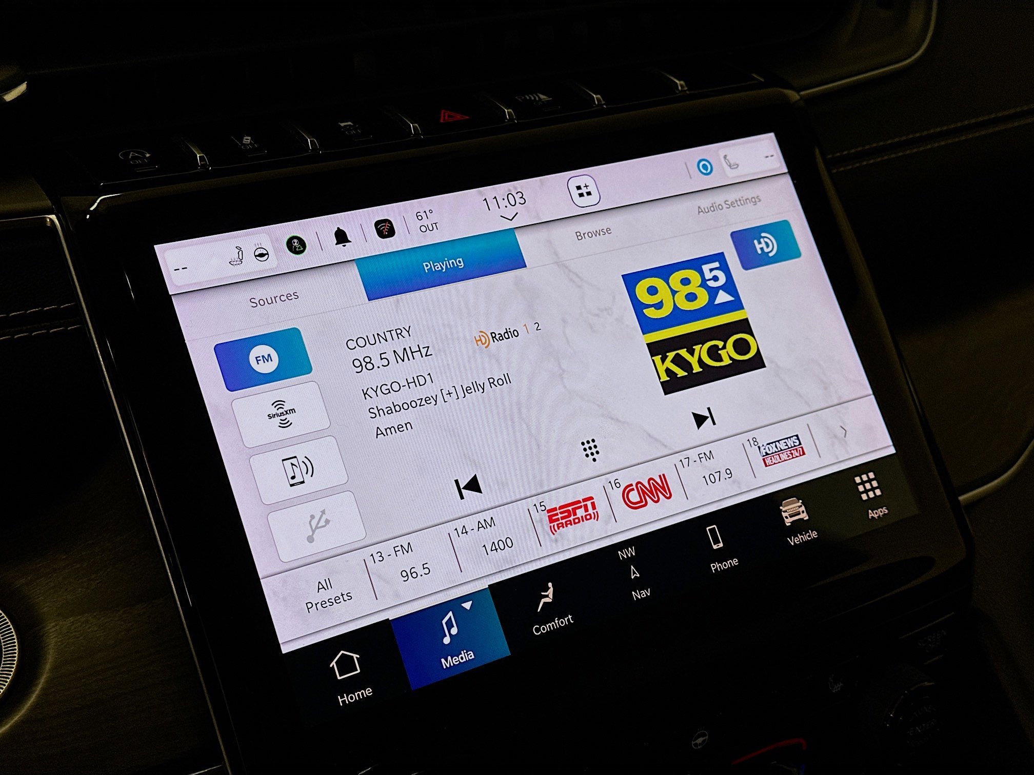 Used 2023 Jeep Grand Cherokee Limited image 21