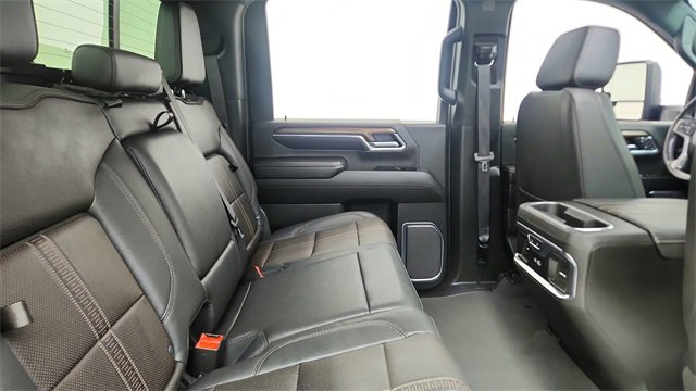 Used 2024 Chevrolet Silverado 3500 High Country image 26