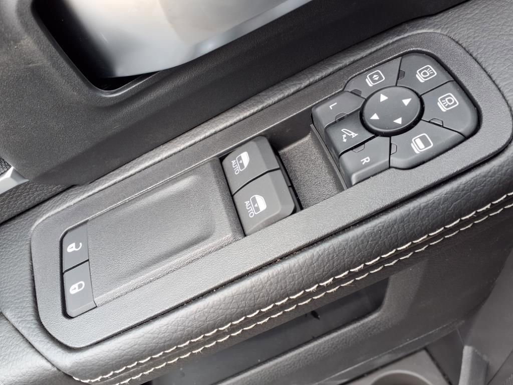 New 2025 RAM 3500 Big Horn image 12