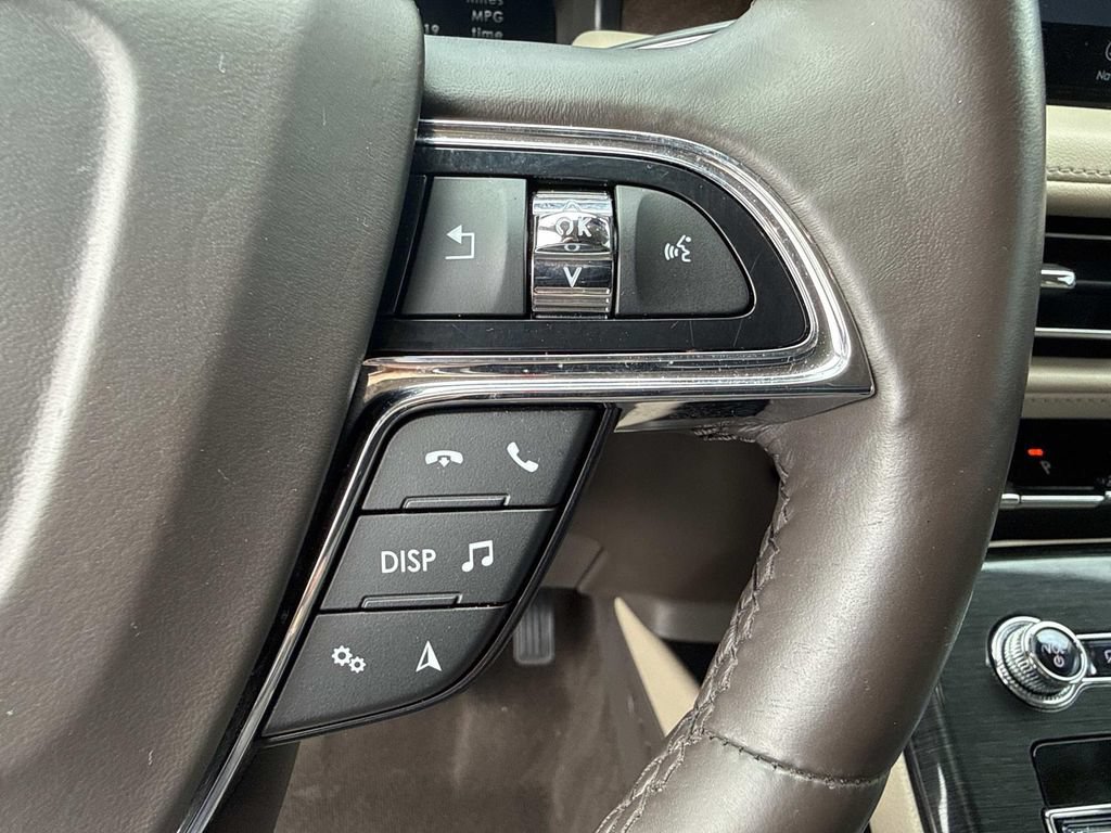 Certified 2023 Lincoln Nautilus Reserve AWD/4WD image 29
