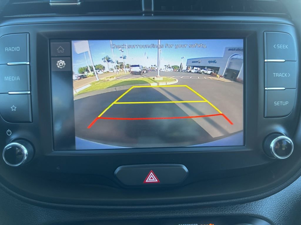 Used 2025 Kia Soul LX w/ LX Technology Package FWD image 48