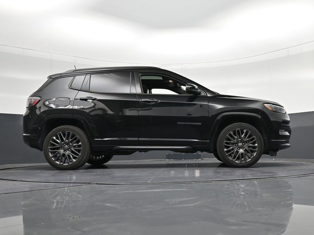 Used 2024 Jeep Compass Limited w/ High Altitude Package AWD/4WD image 34