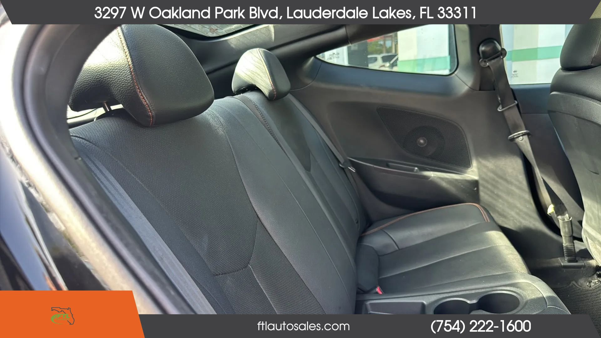 Used 2016 Hyundai Veloster Turbo w/ Option Group 04 FWD image 25