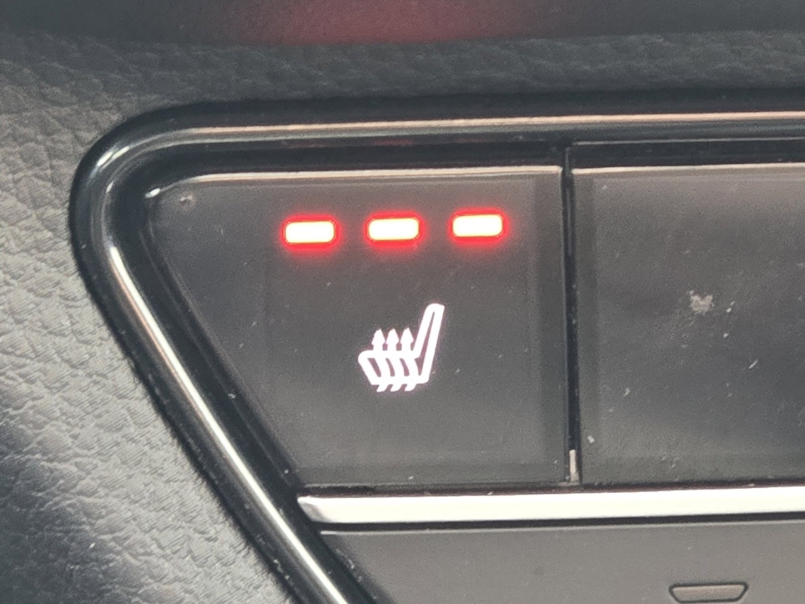 Certified 2024 Honda HR-V EX-L image 8