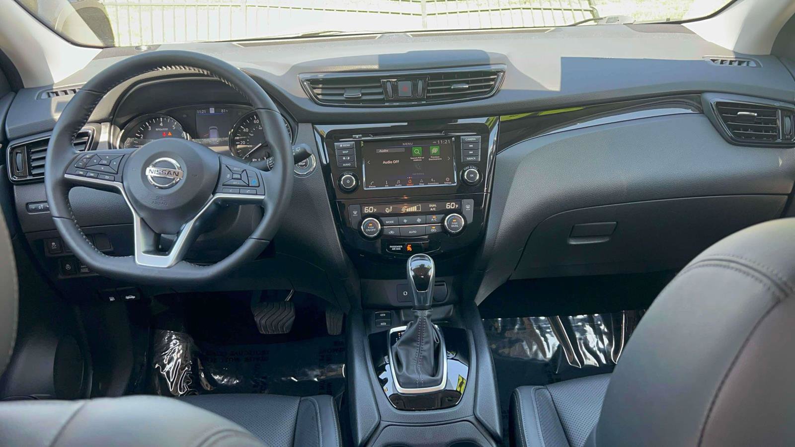 Used 2022 Nissan Rogue Sport SL AWD/4WD image 24