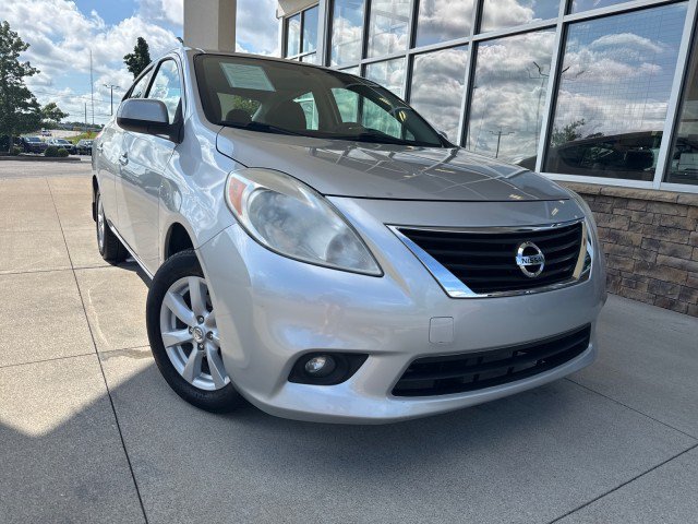 Used 2012 Nissan Versa FWD image 1