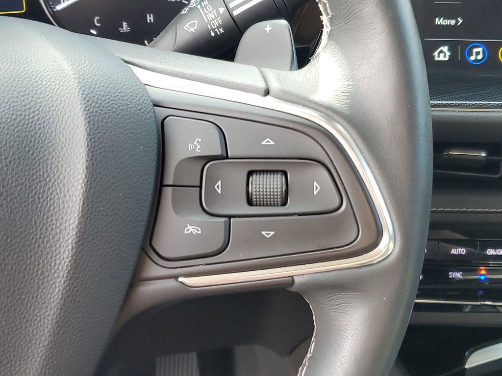 Used 2023 Buick Envision Essence AWD/4WD image 14