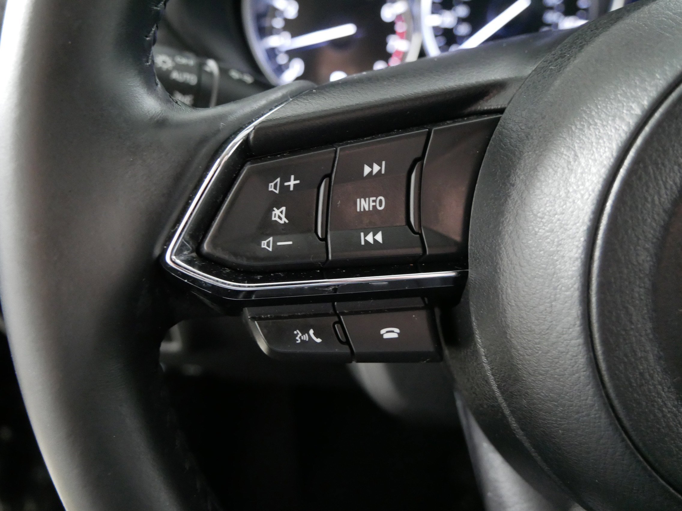 Certified 2025 MAZDA CX-5 AWD 2.5 S w/ Select Package image 27