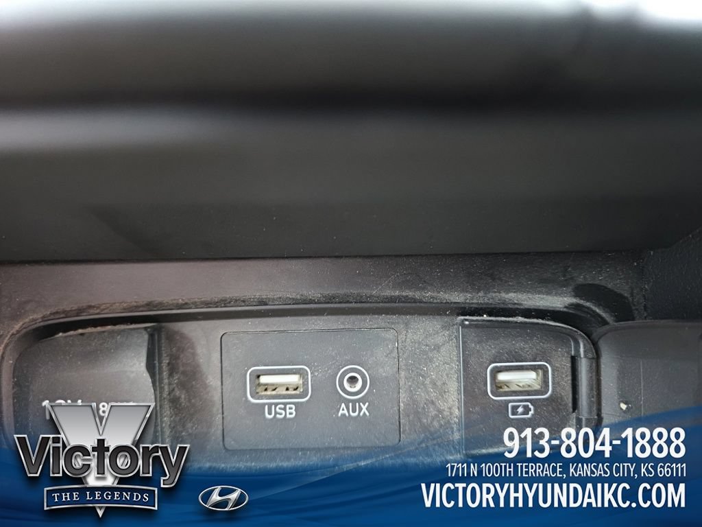 Used 2020 Hyundai Santa Fe SEL w/ Cargo Package FWD image 15