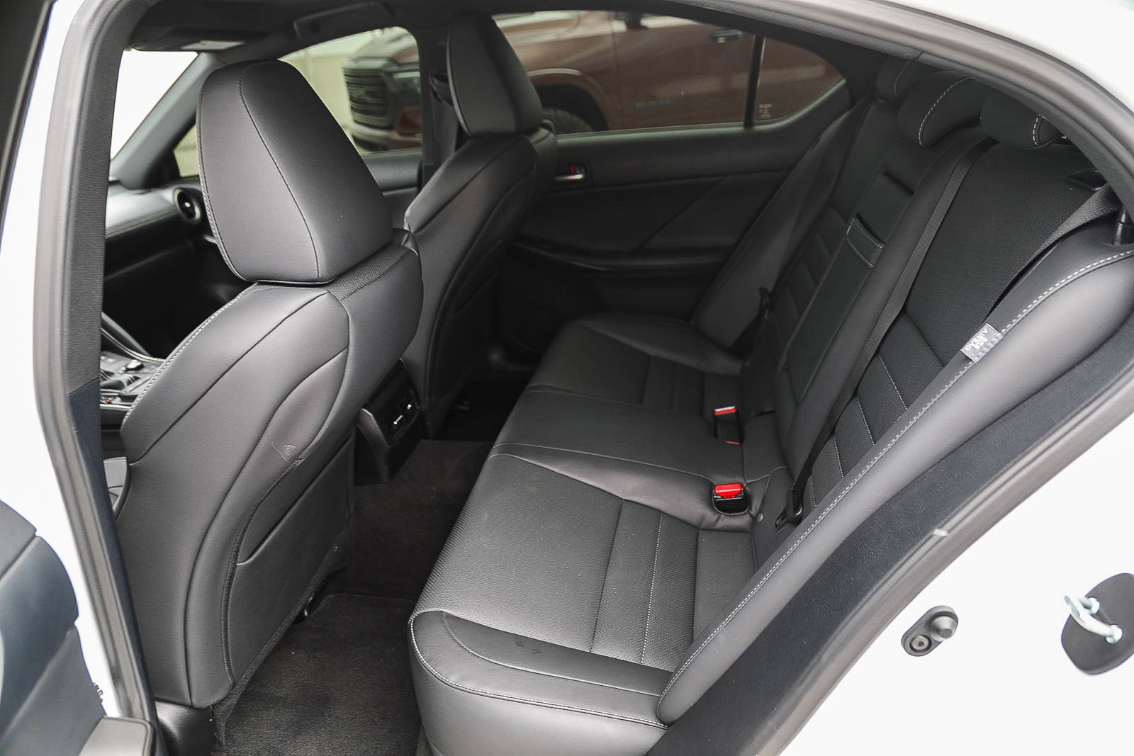 Used 2022 Lexus IS 350 F Sport w/ Navigation Package image 18