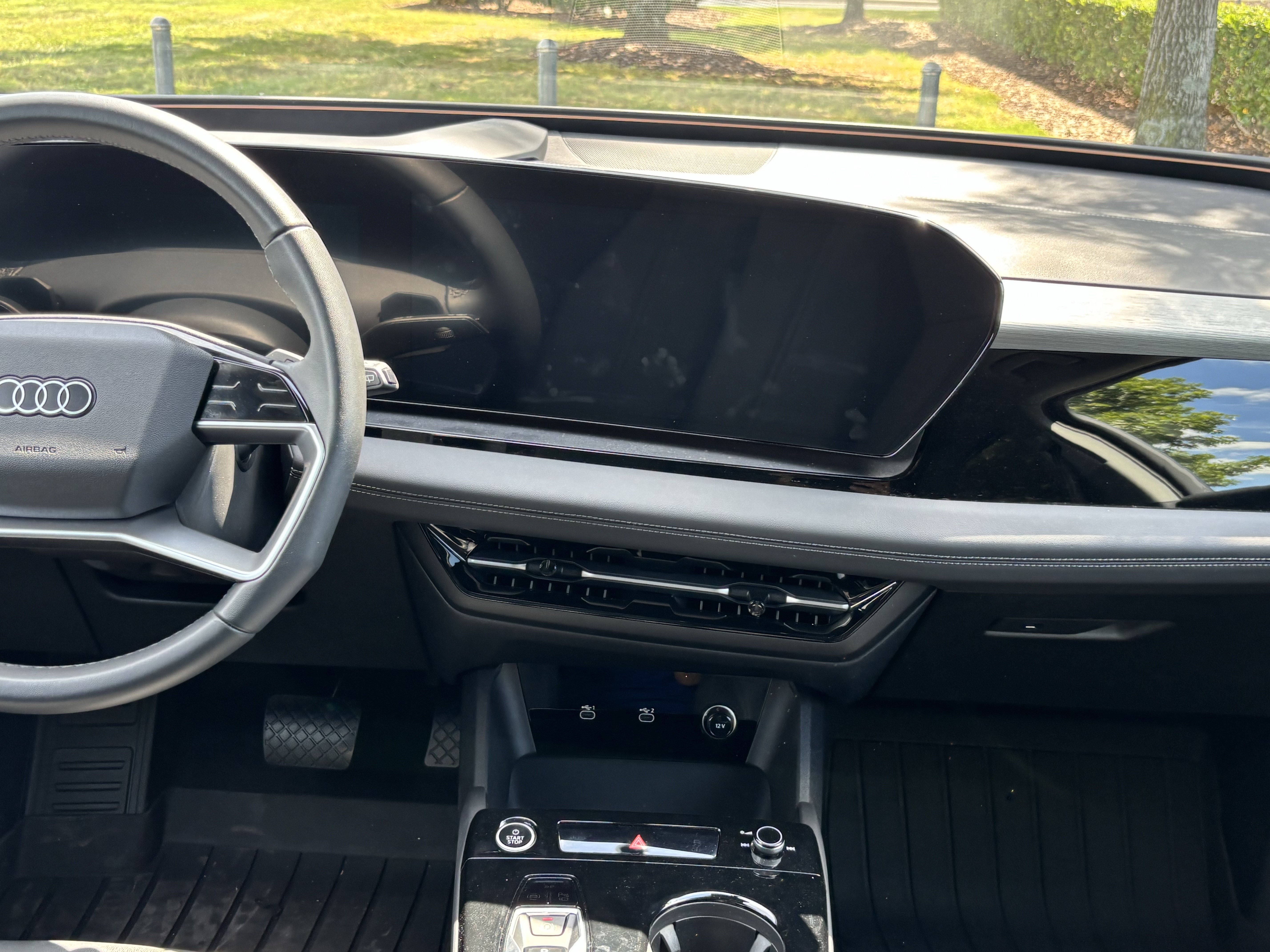 Certified 2025 Audi Q6 e-tron Premium Plus w/ Premium Plus AWD/4WD image 31