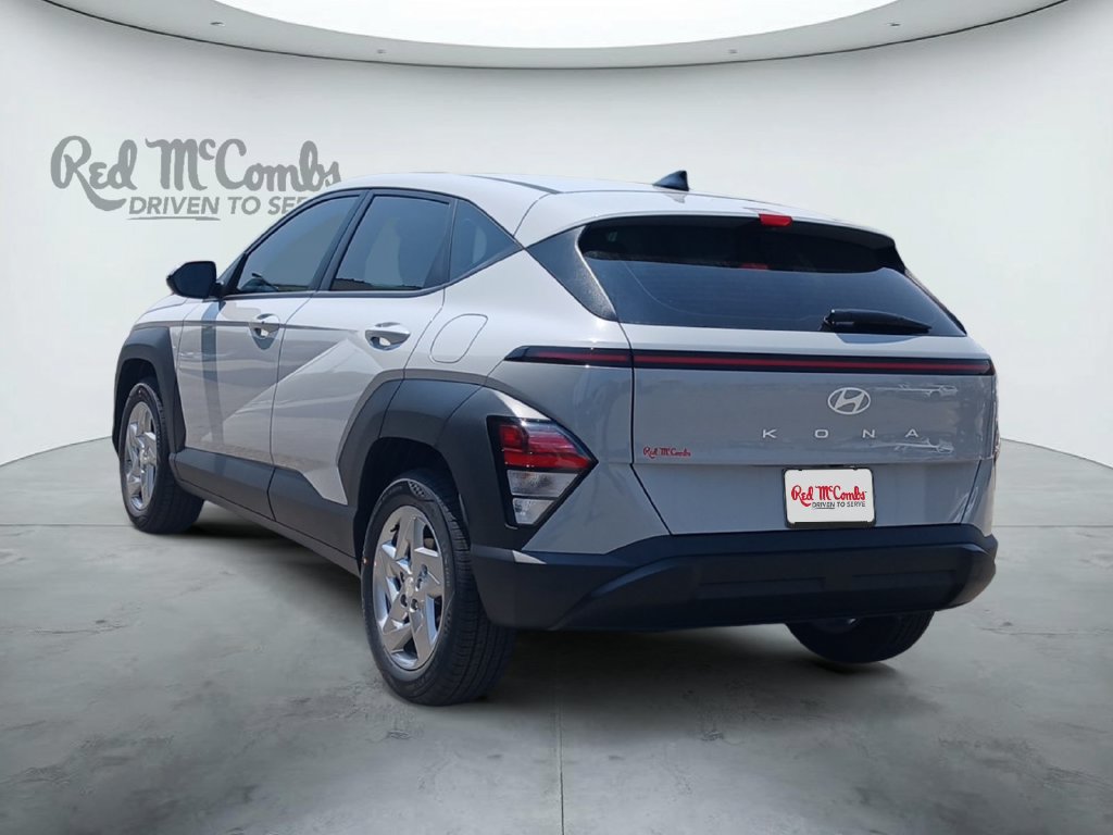 New 2027 Hyundai Kona SE FWD image 3