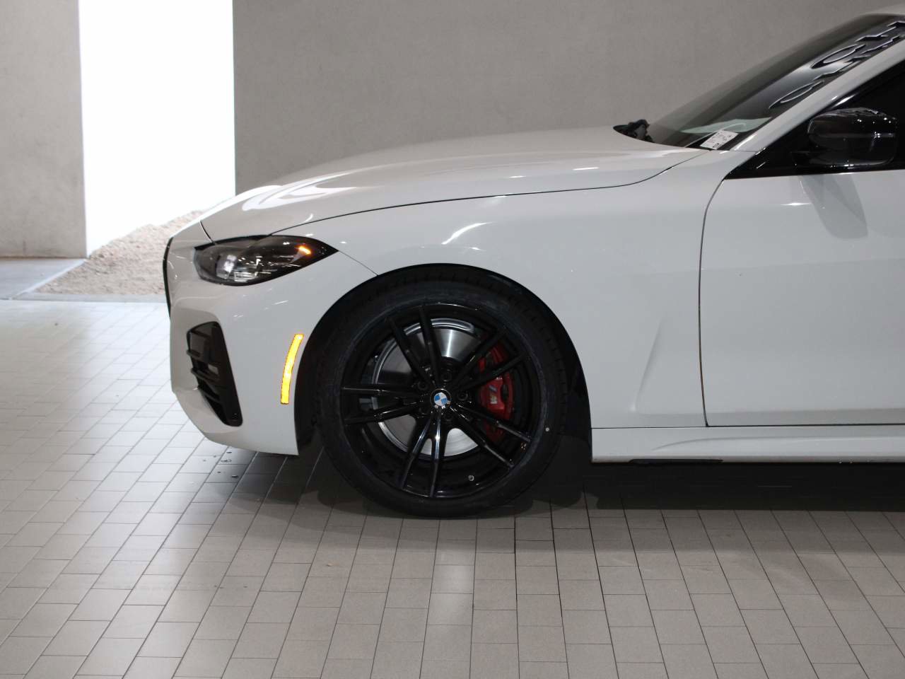 Certified 2022 BMW 430i Coupe w/ M Sport Package RWD image 4