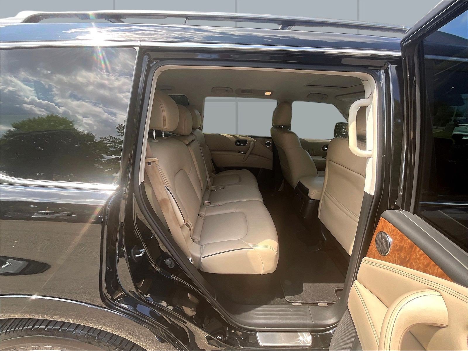 Certified 2022 Nissan Armada SL RWD image 27