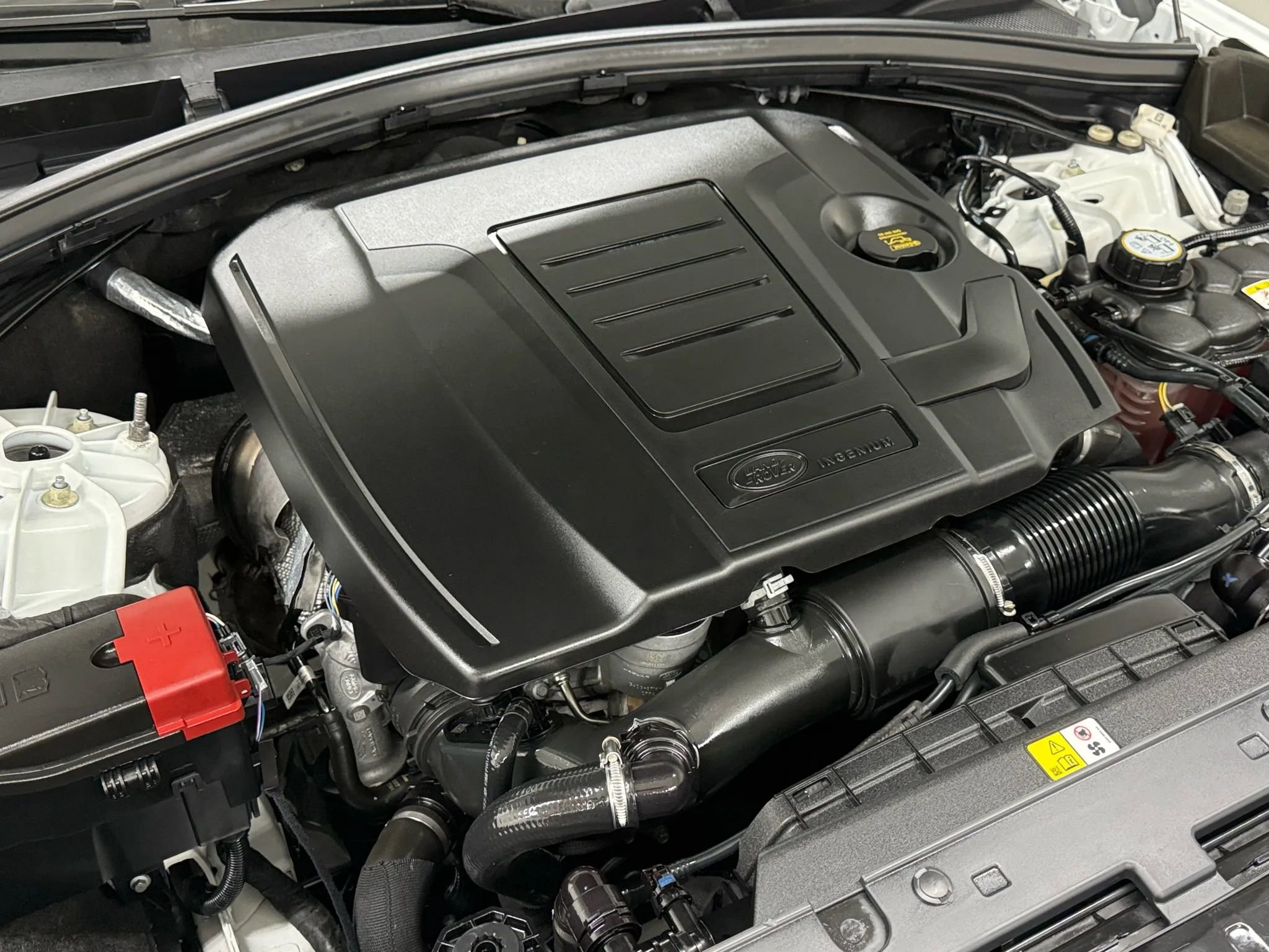 Used 2020 Land Rover Range Rover Velar S image 49