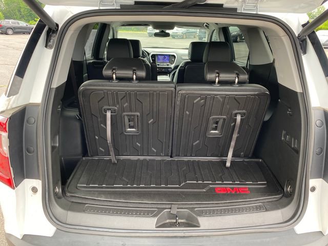 Used 2022 GMC Acadia SLT w/ LPO, Floor Liner Package FWD image 21