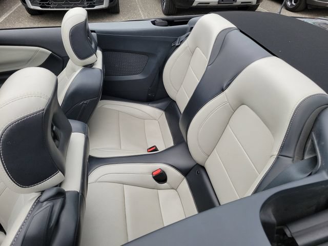 Used 2024 Ford Mustang Convertible RWD image 13