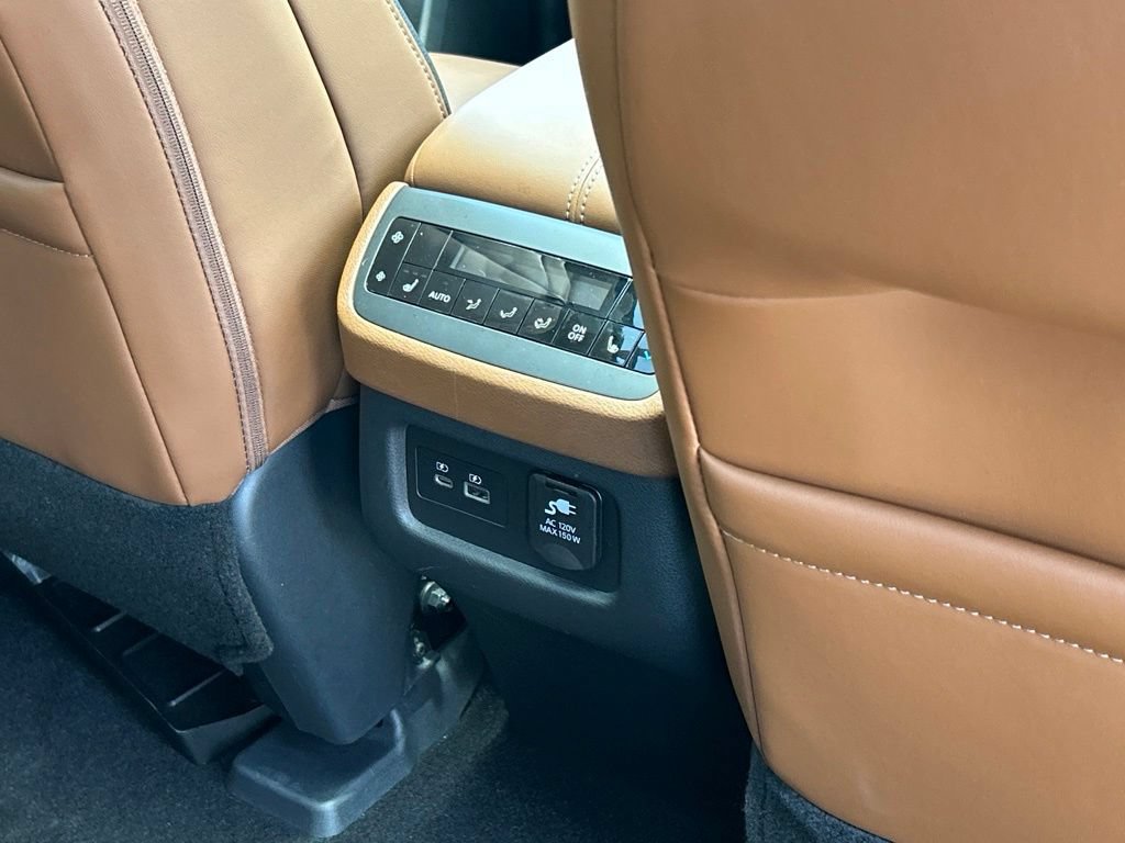 Certified 2025 Nissan Pathfinder Platinum w/ Cargo Package FWD image 51