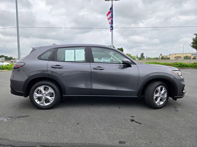 Used 2024 Honda HR-V LX image 3