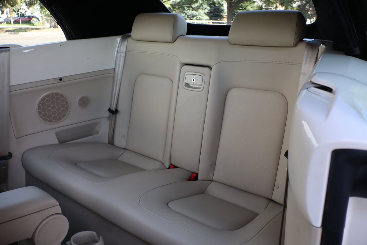 Used 2008 Volkswagen Beetle SE FWD image 31
